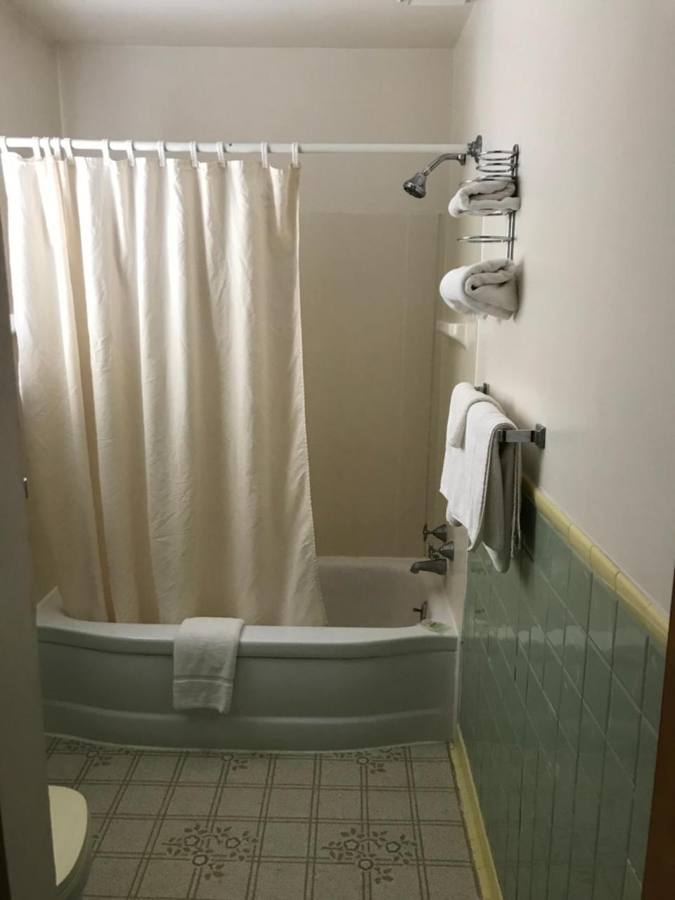 Motel Grand Chadron Eksteriør bilde