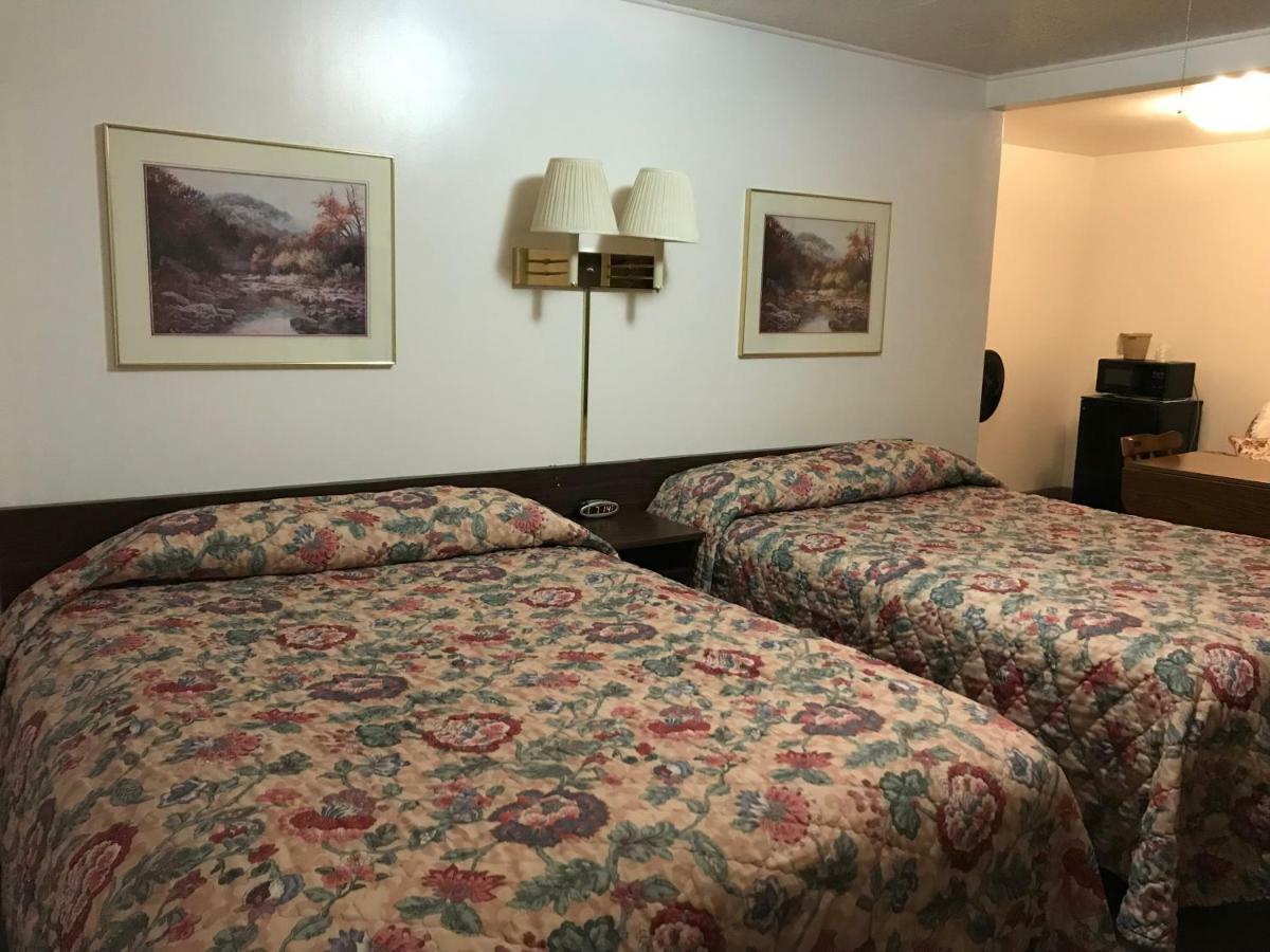 Motel Grand Chadron Eksteriør bilde