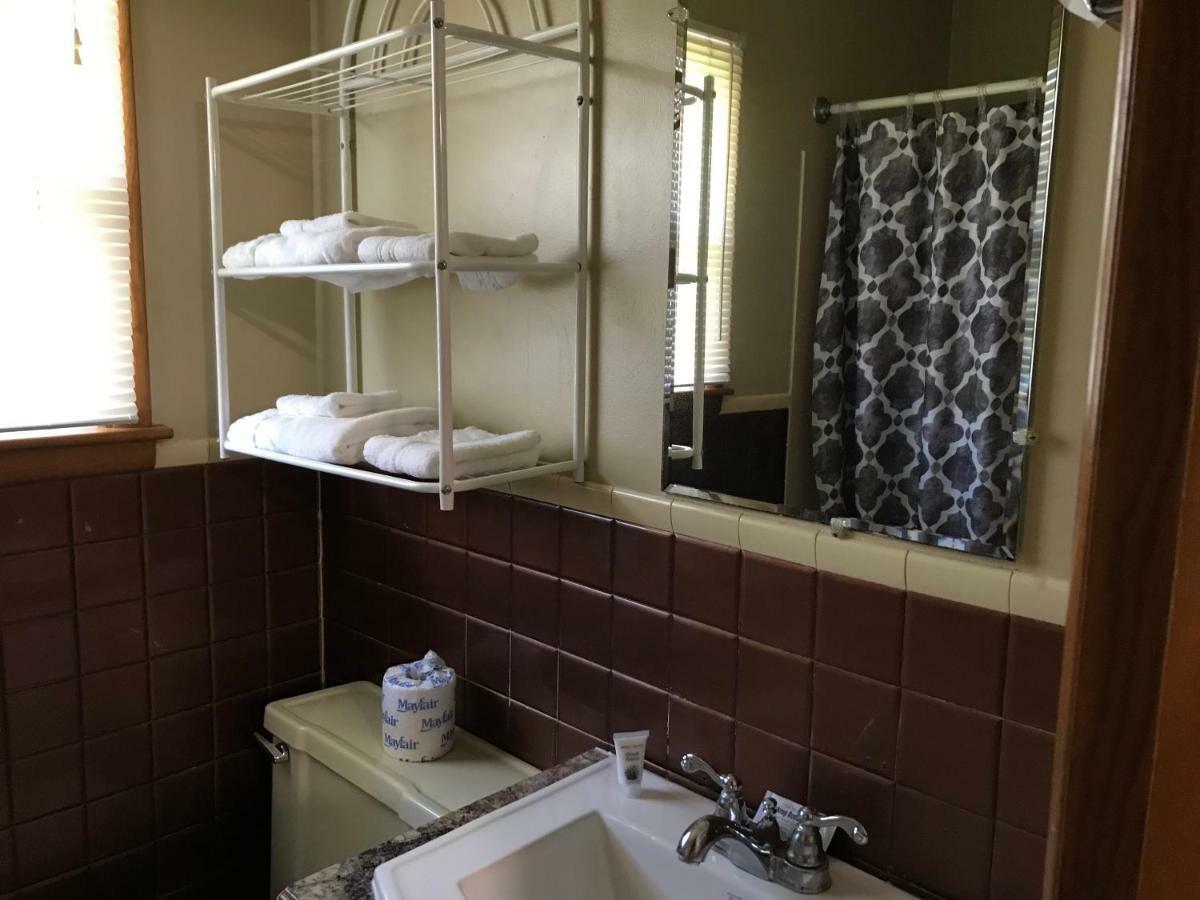 Motel Grand Chadron Eksteriør bilde
