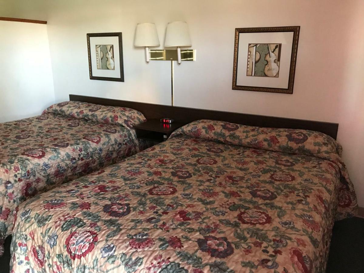 Motel Grand Chadron Eksteriør bilde