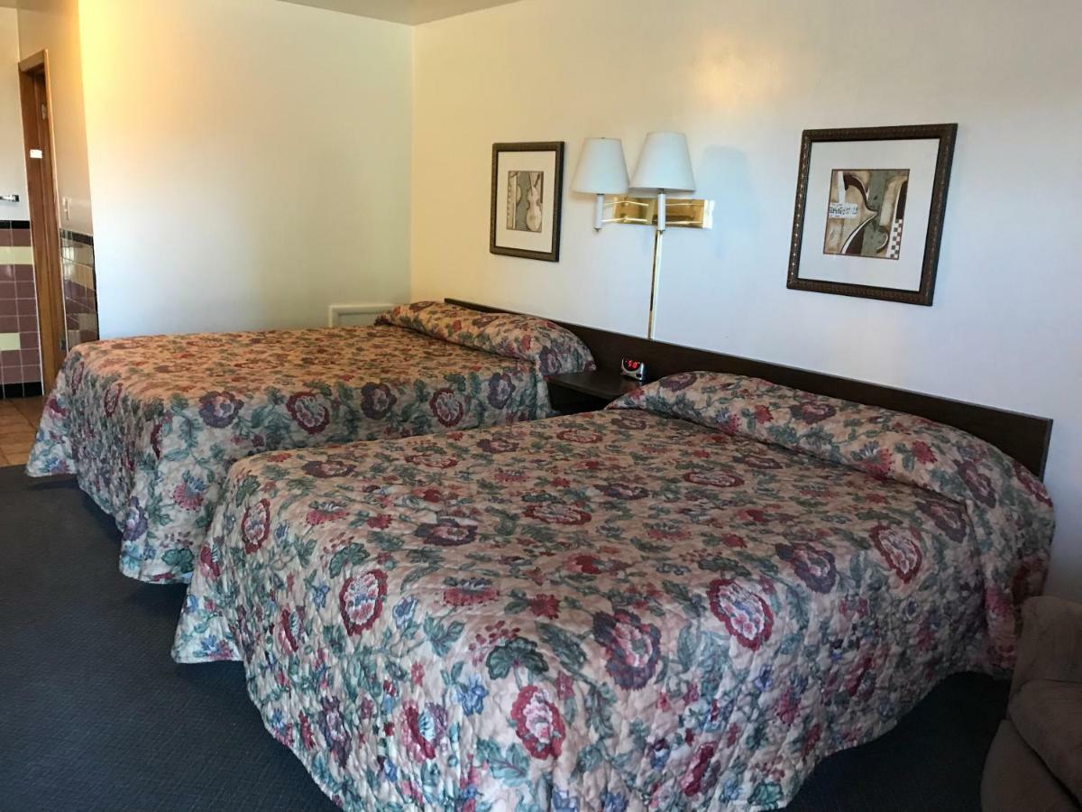 Motel Grand Chadron Eksteriør bilde