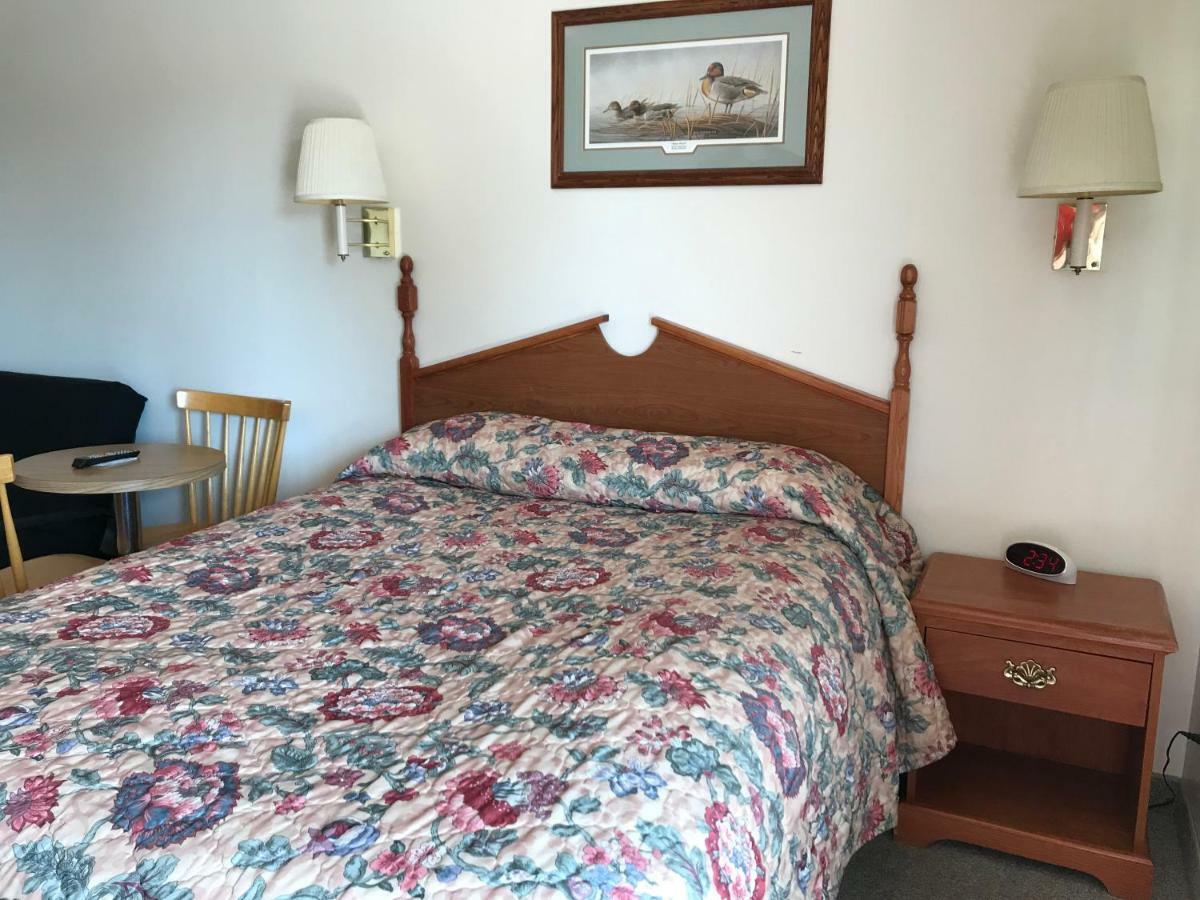 Motel Grand Chadron Eksteriør bilde