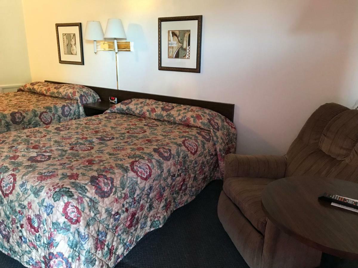 Motel Grand Chadron Eksteriør bilde