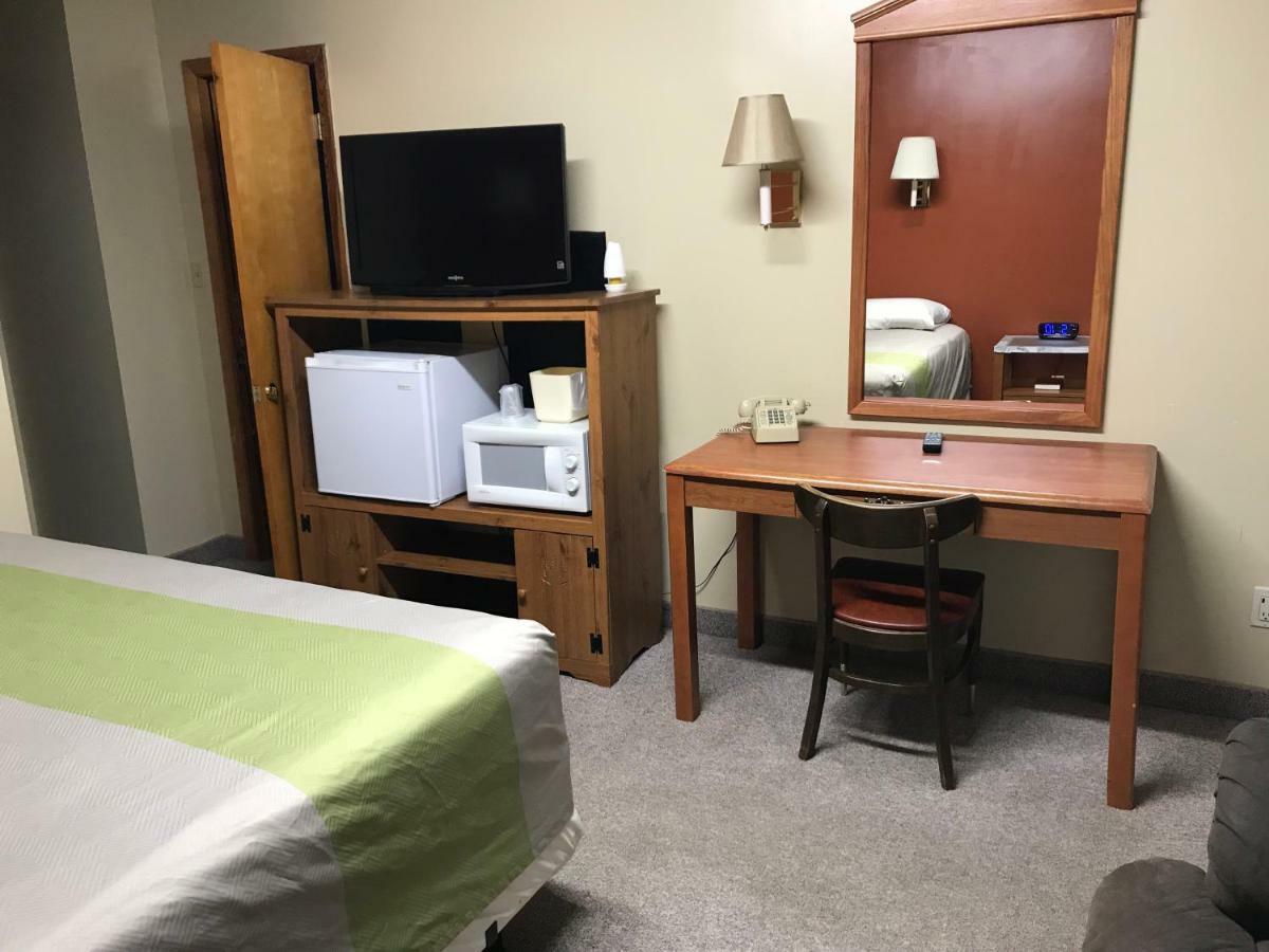 Motel Grand Chadron Eksteriør bilde